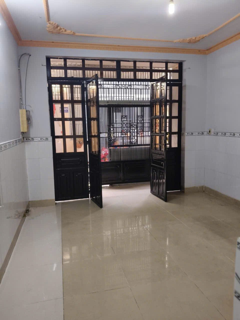 Bán gấp! Nhà Vuông 2 mặt hẻm DTSD 61m2 – Nguyễn Ảnh Thủ Q12 - Ảnh 3